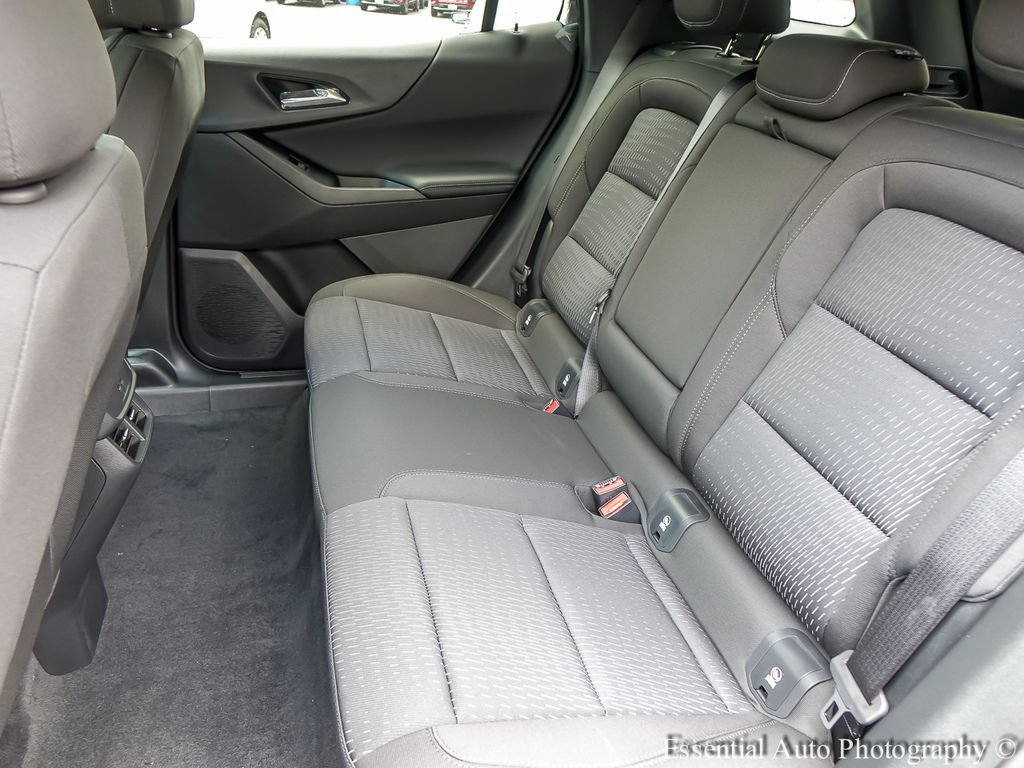 2027 Chevrolet Equinox LT - Photo 13