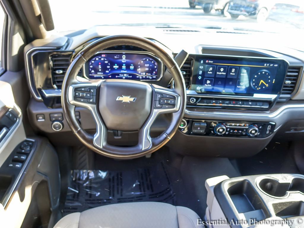 2025 Chevrolet Silverado 1500 LT - Photo 14