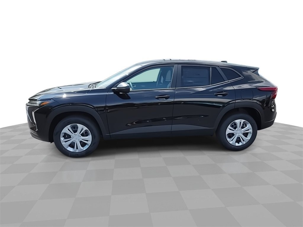 2026 Chevrolet Trax LS - Photo 8