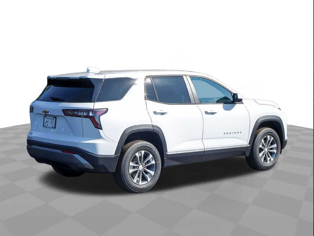 2027 Chevrolet Equinox LT - Photo 9
