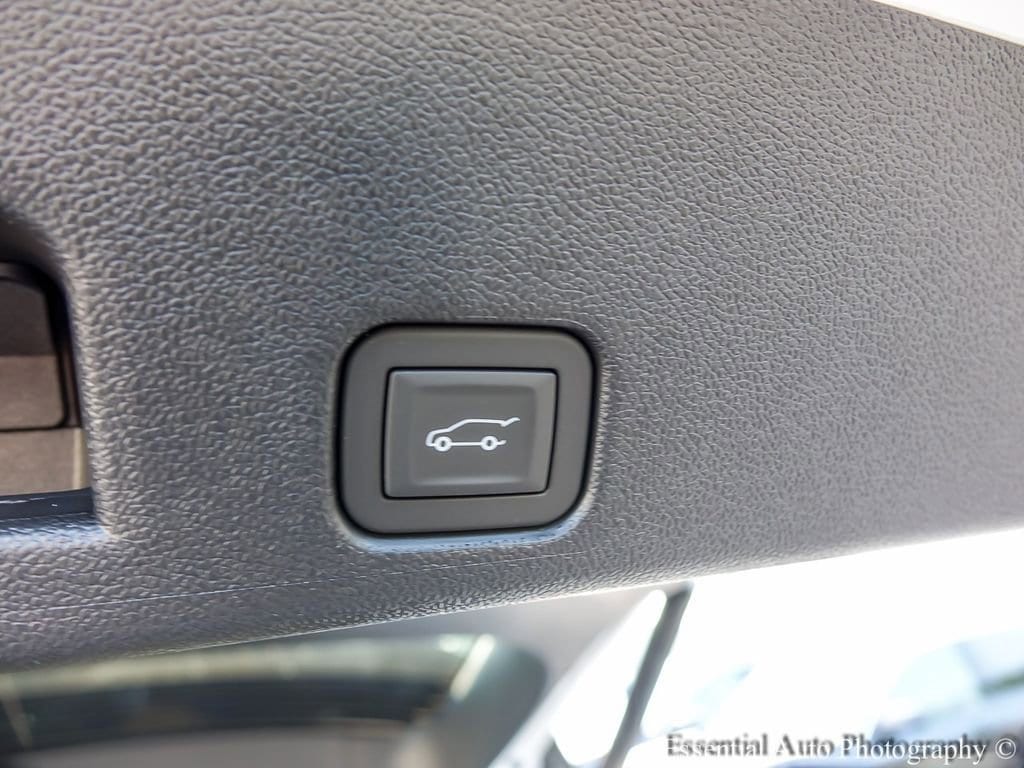 2026 Chevrolet Traverse LT - Photo 23