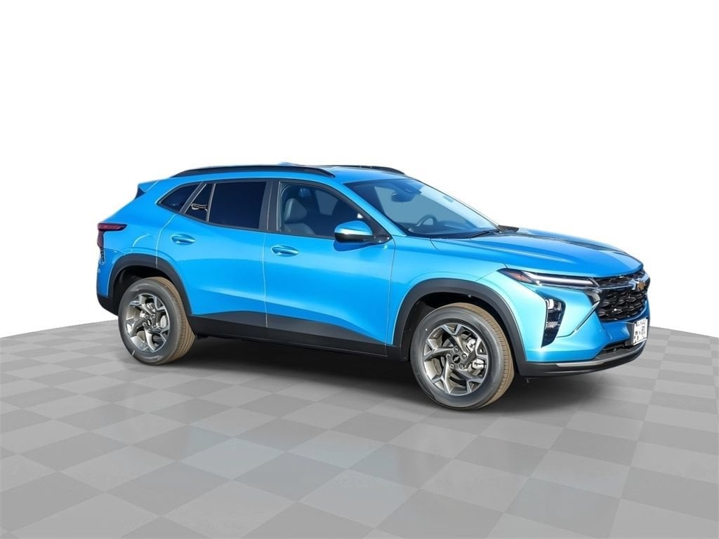 2026 Chevrolet Trax LT - Photo 11