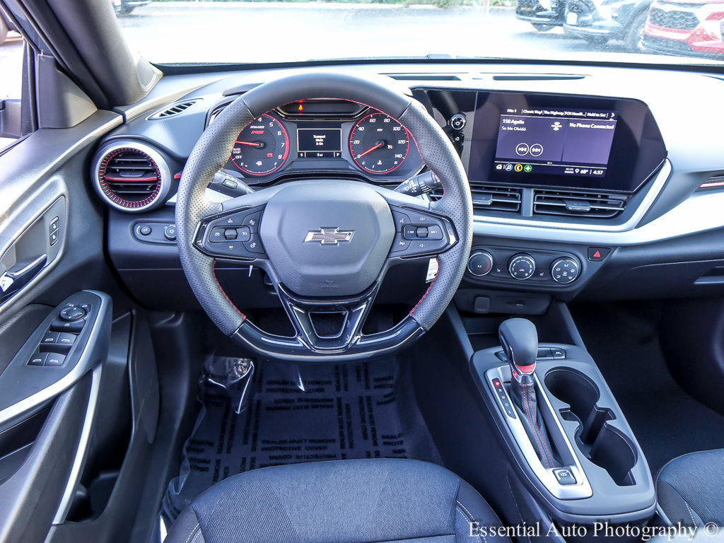 2026 Chevrolet Trax RS - Photo 13