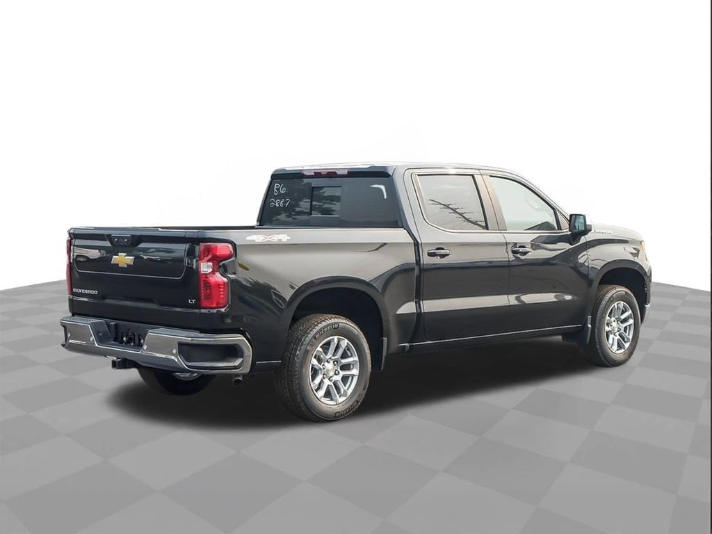 2026 Chevrolet Silverado 1500 LT - Photo 9