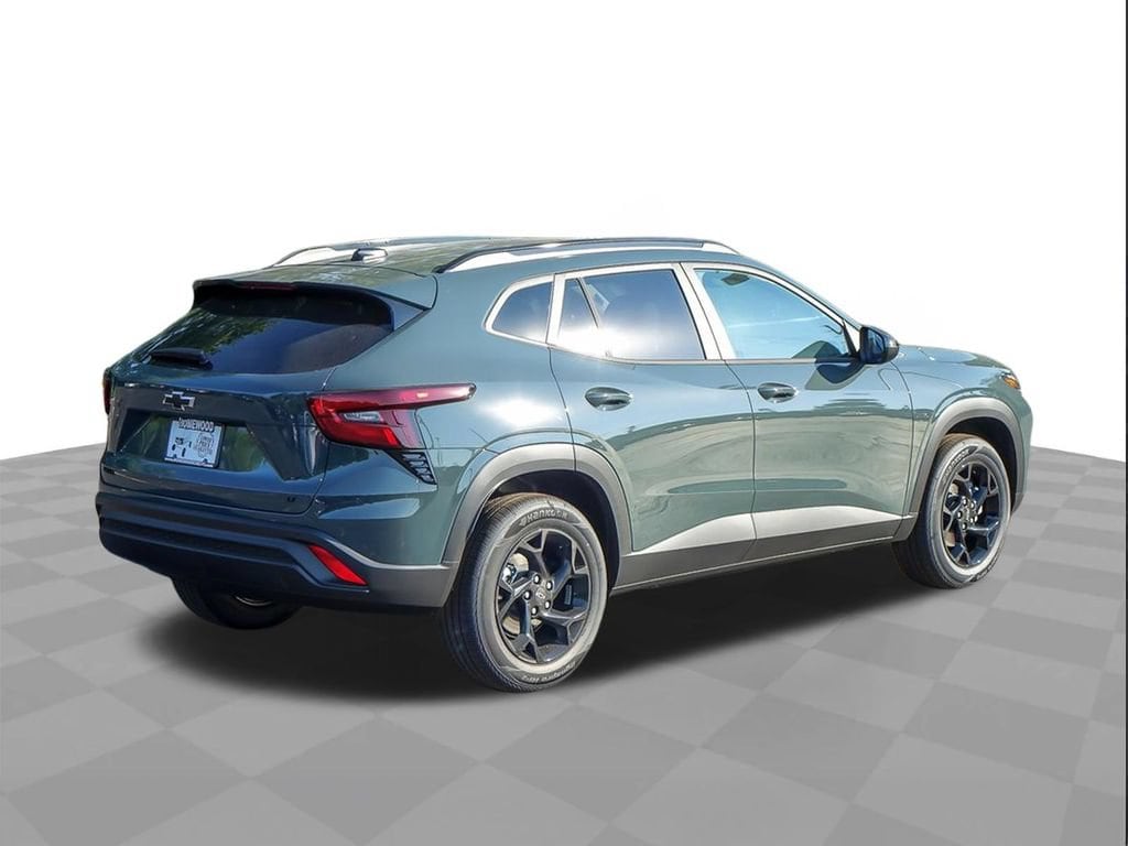 2026 Chevrolet Trax LT - Photo 9