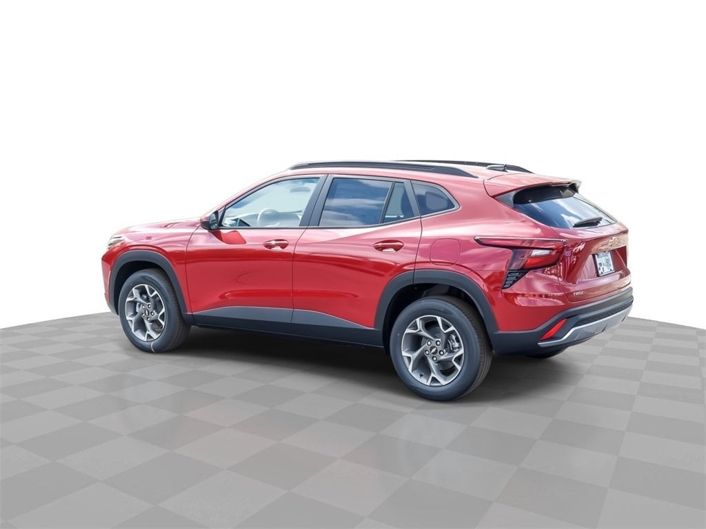 2026 Chevrolet Trax LT - Photo 6