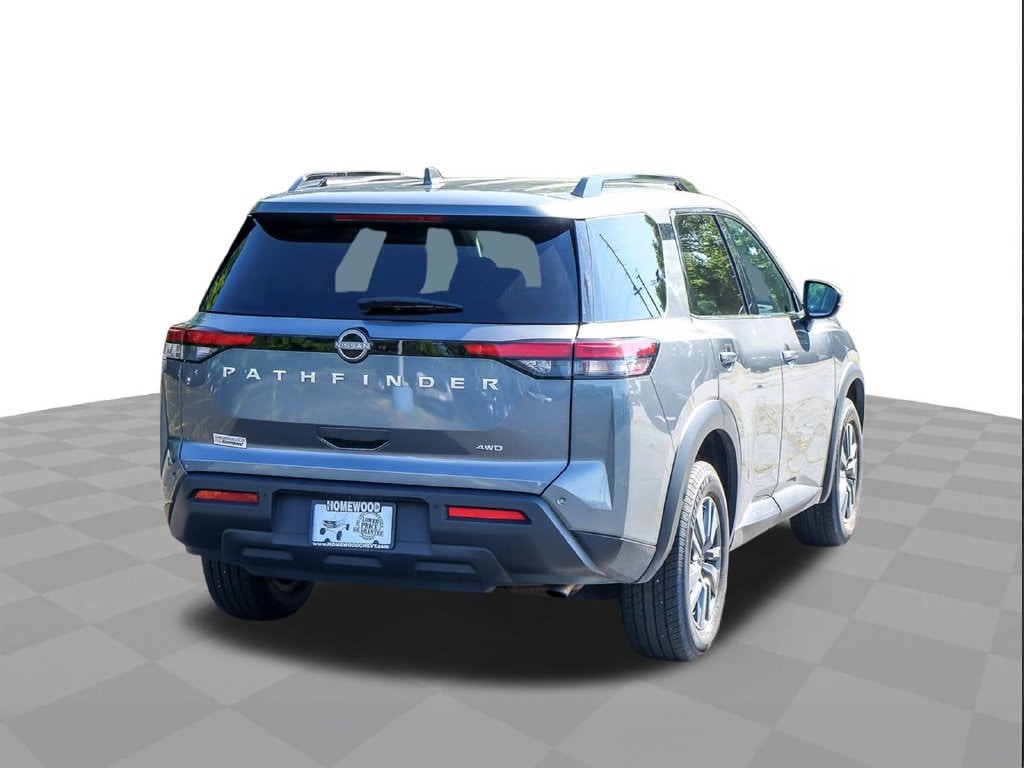 2025 Nissan Pathfinder SV - Photo 8