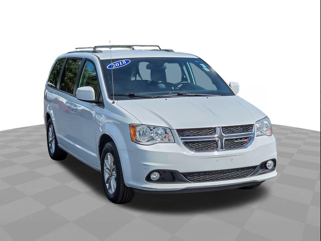 Used 2018 Dodge Grand Caravan SXT with VIN 2C4RDGCG1JR300974 for sale in Homewood, IL