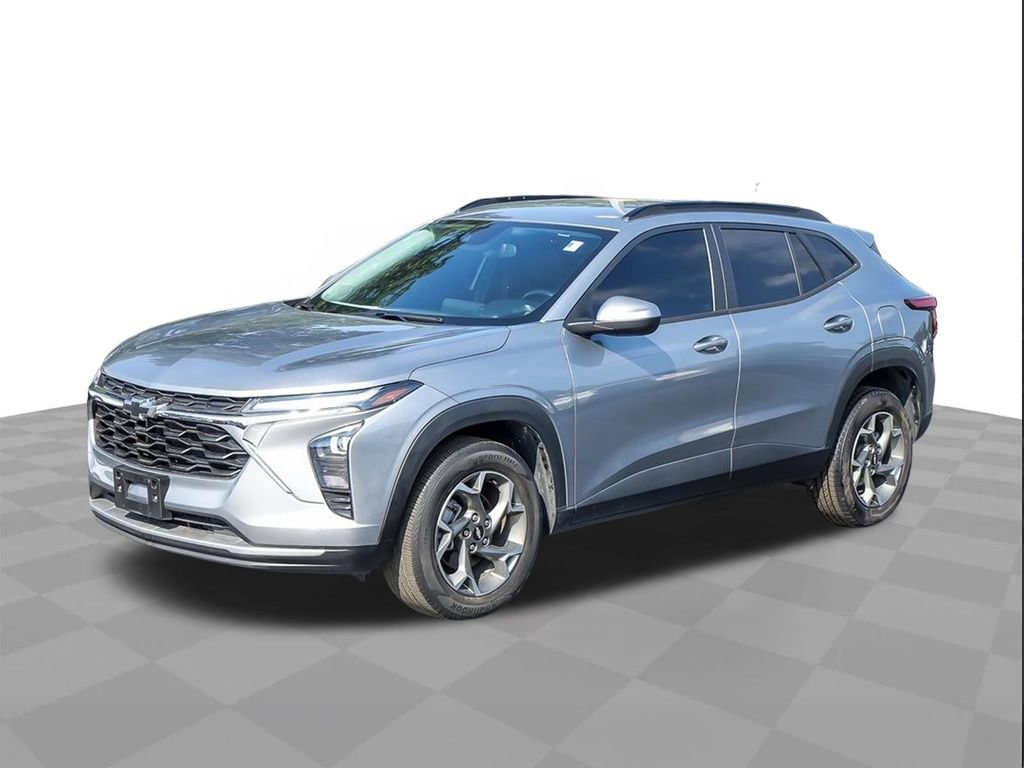 Used 2024 Chevrolet Trax LT SUV