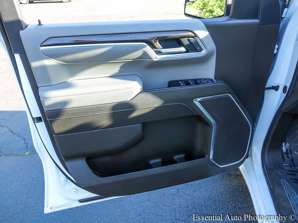2025 Chevrolet Silverado 1500 LT - Photo 21