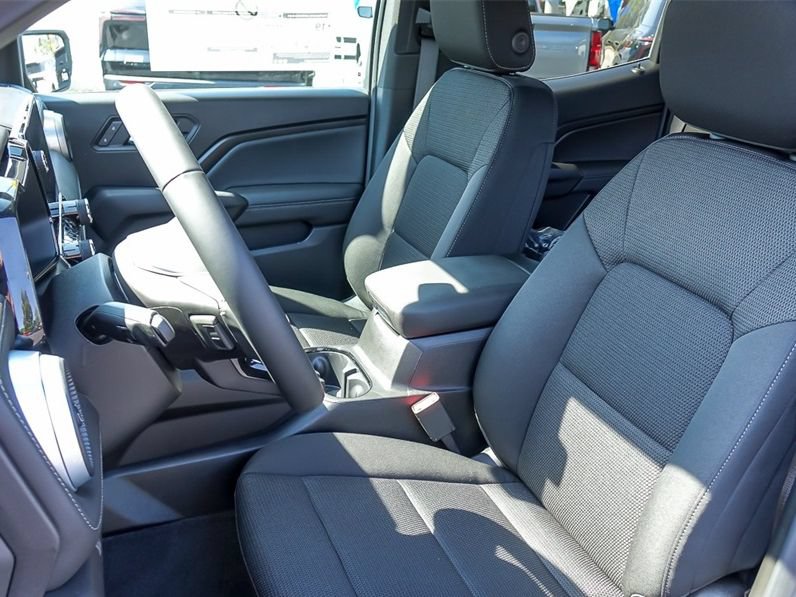 2026 Chevrolet Colorado LT - Photo 14