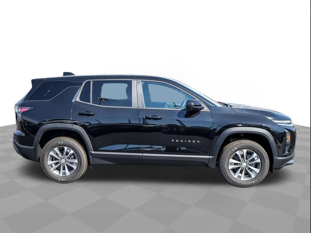2027 Chevrolet Equinox LT - Photo 10