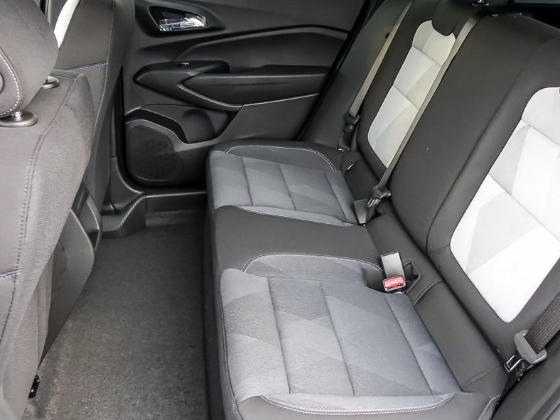 2026 Chevrolet Trax LS - Photo 13
