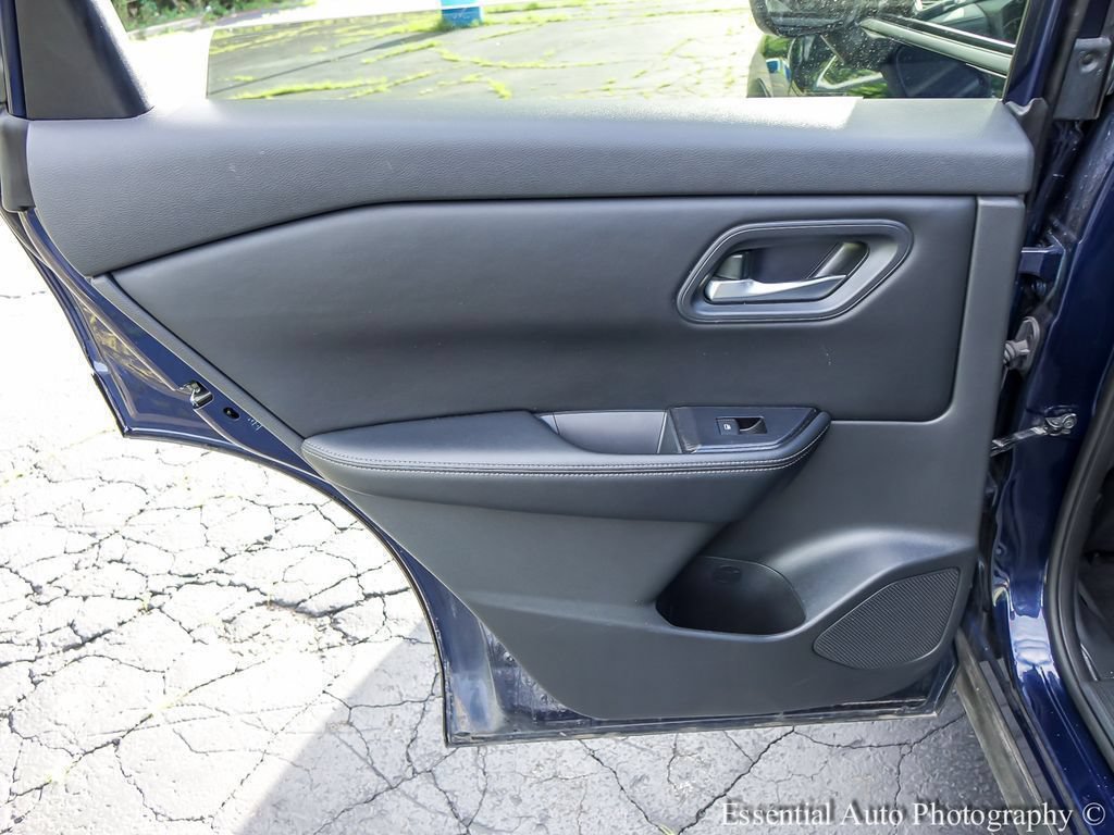 2024 Nissan Rogue SV - Photo 22