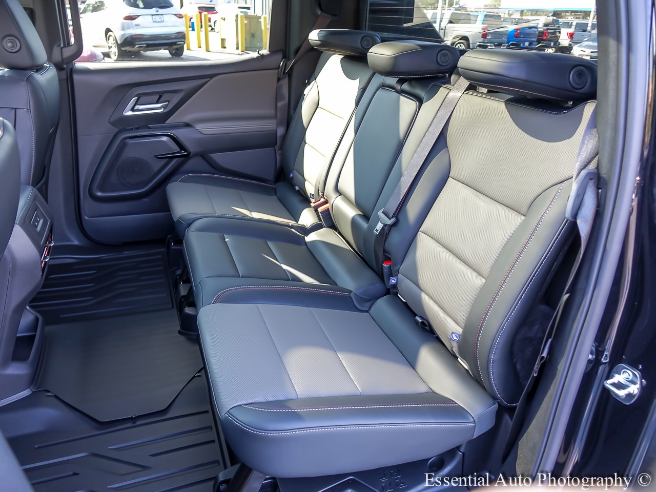 2026 Chevrolet Silverado EV Trail Boss - Photo 35