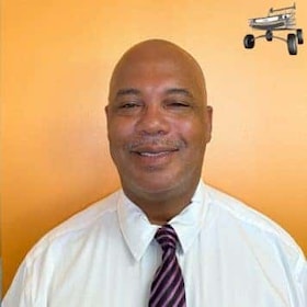 Staff member Craig Burton from ID_04e9ad