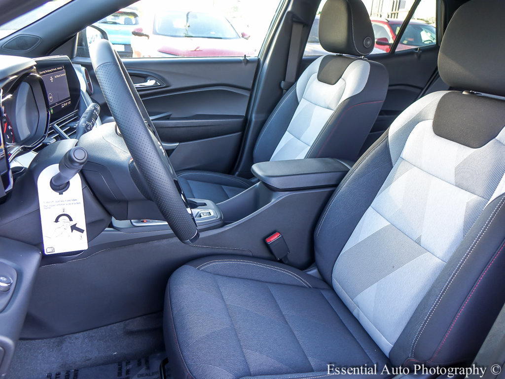 2026 Chevrolet Trax RS - Photo 11