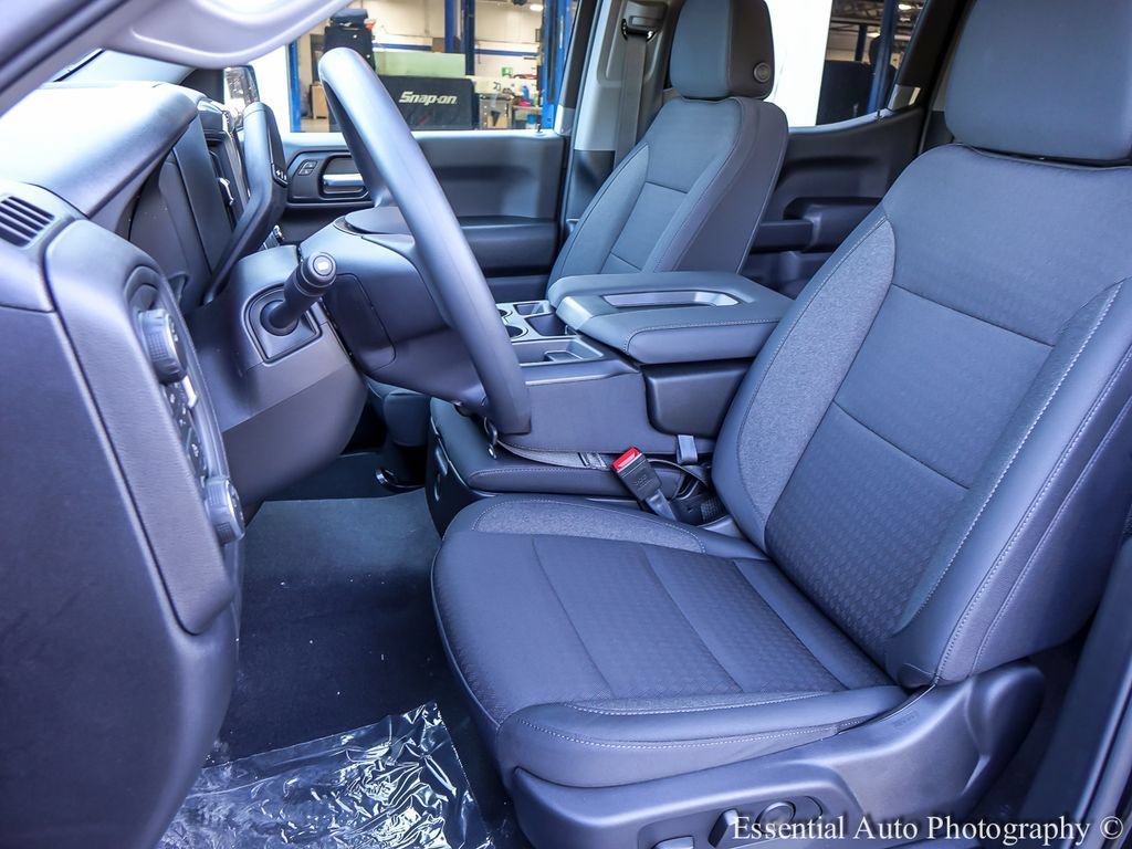 2026 Chevrolet Silverado 1500 Custom - Photo 13