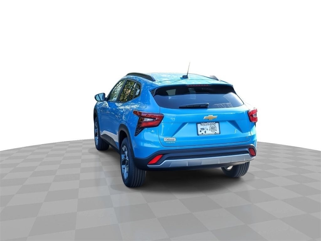 2026 Chevrolet Trax LT - Photo 7