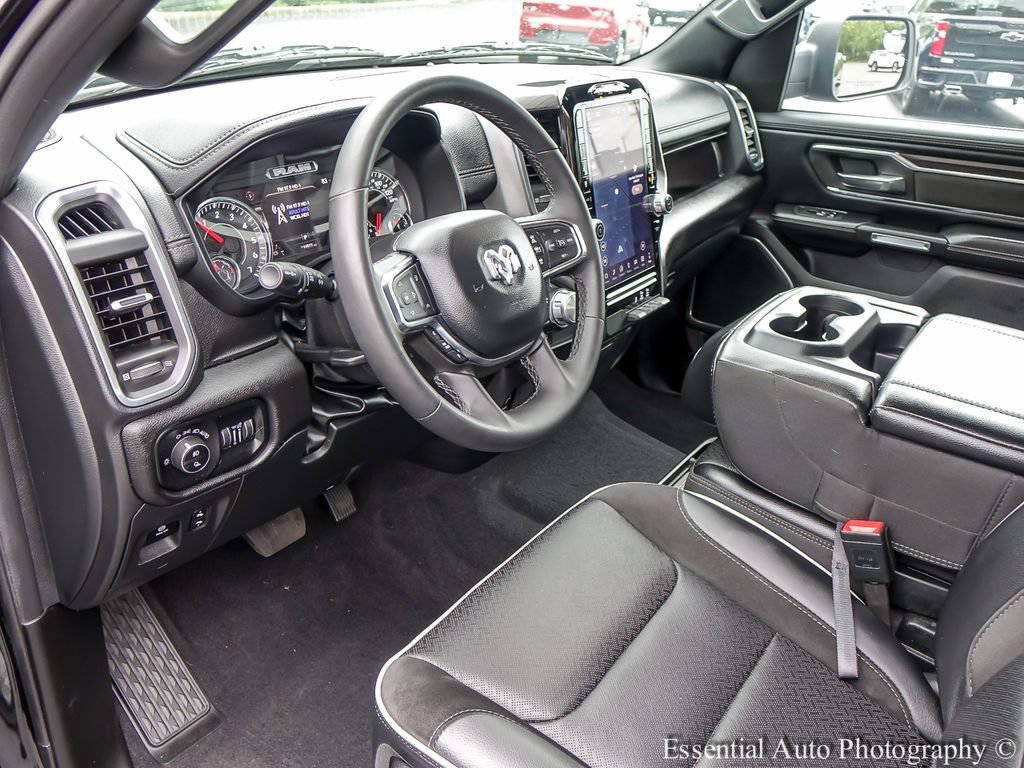 Photo 12
