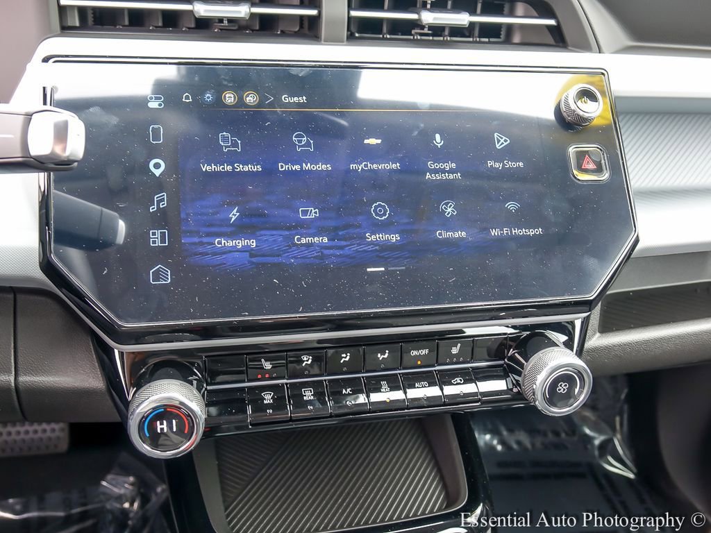 2027 Chevrolet Bolt LT - Photo 16