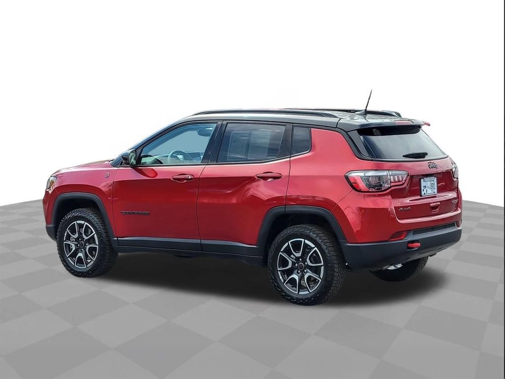 2025 Jeep Compass Trailhawk - Photo 6