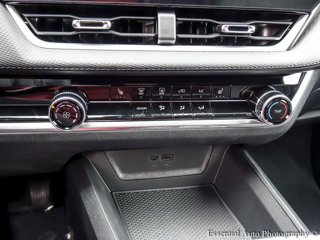 2026 Chevrolet Equinox LT - Photo 18