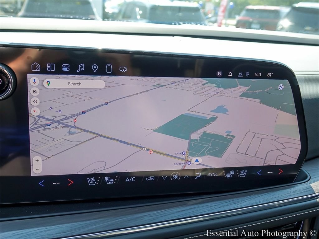 2025 Chevrolet Suburban Premier - Photo 21