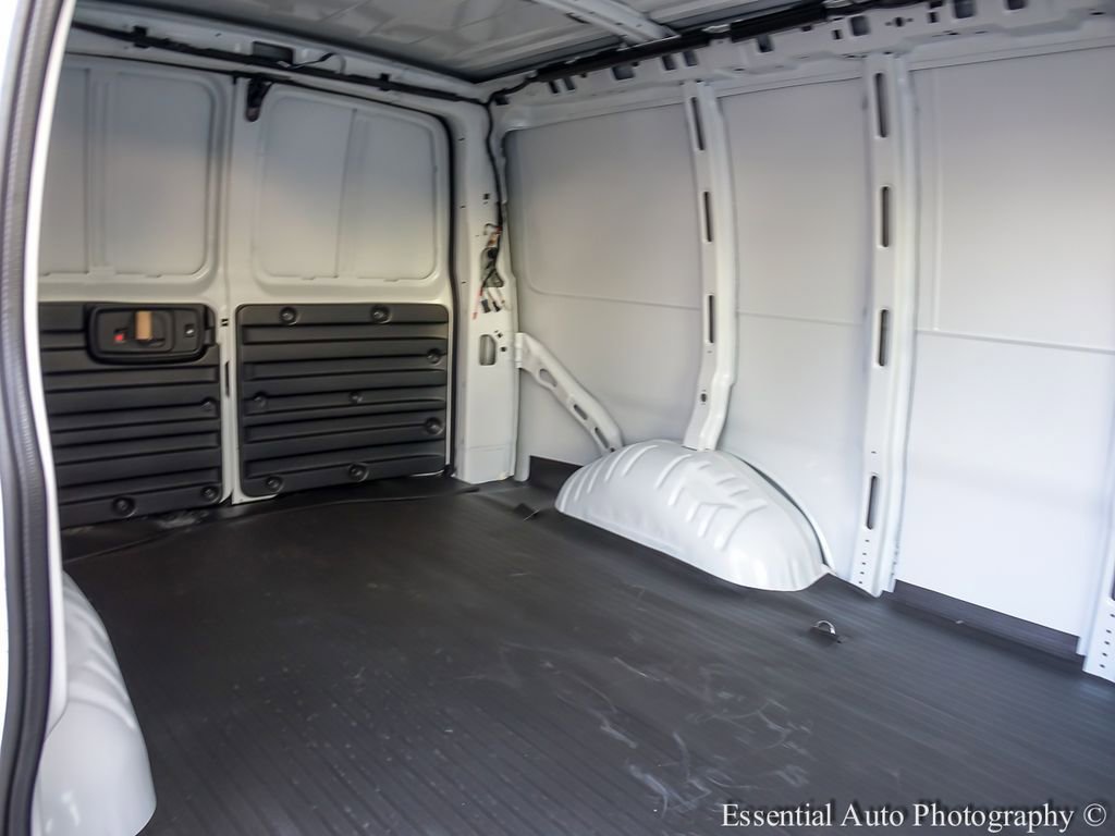2026 Chevrolet Express Cargo Work Van - Photo 19