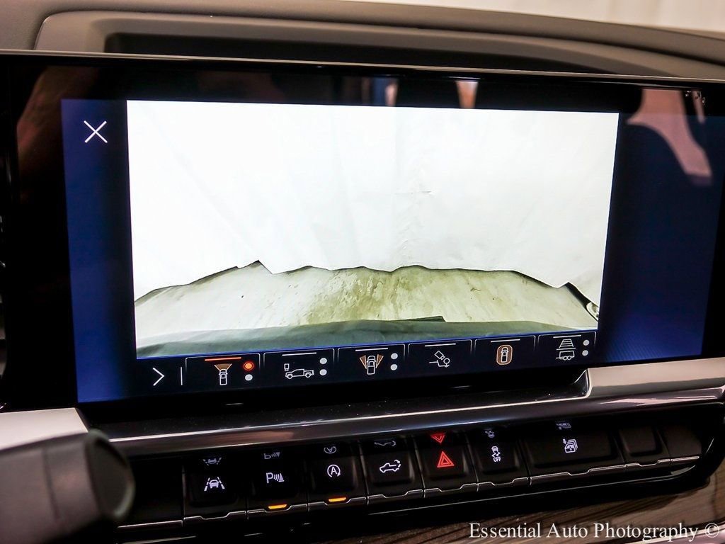 2025 Chevrolet Silverado 1500 LT - Photo 18