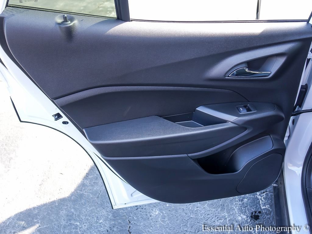 2026 Chevrolet Trax LT - Photo 18