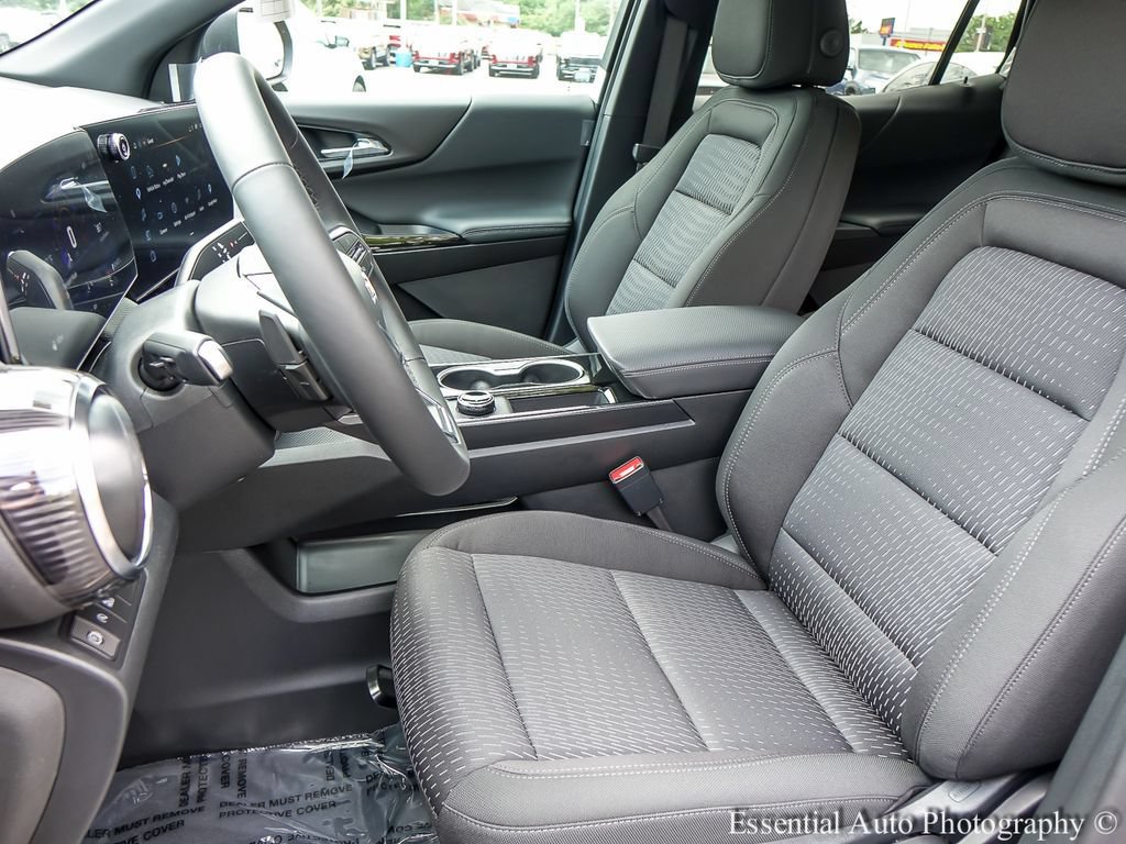 2027 Chevrolet Equinox LT - Photo 12