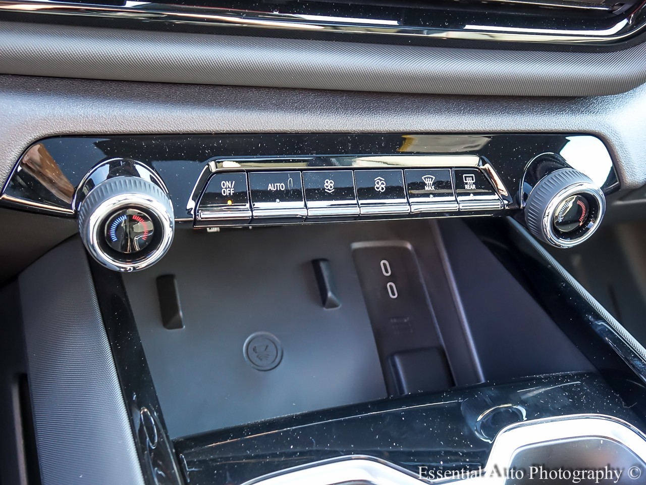 2026 Chevrolet Silverado EV Trail Boss - Photo 43