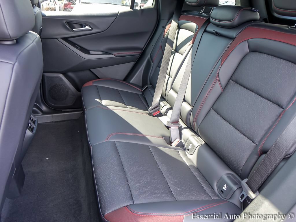 2027 Chevrolet Equinox RS - Photo 13