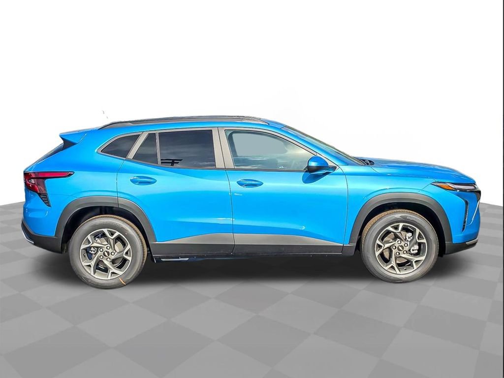 2026 Chevrolet Trax LT - Photo 10