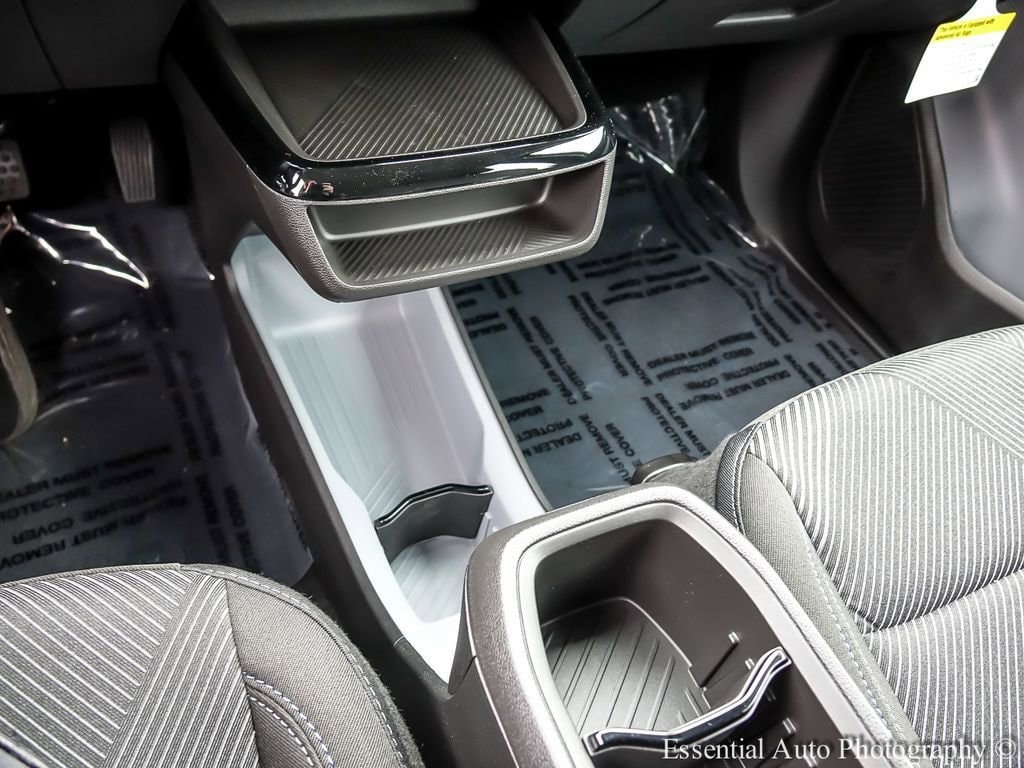 2027 Chevrolet Bolt LT - Photo 19