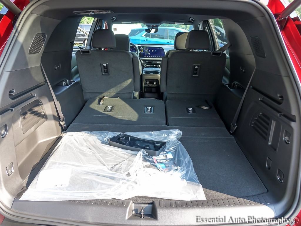 2026 Chevrolet Traverse LT - Photo 21