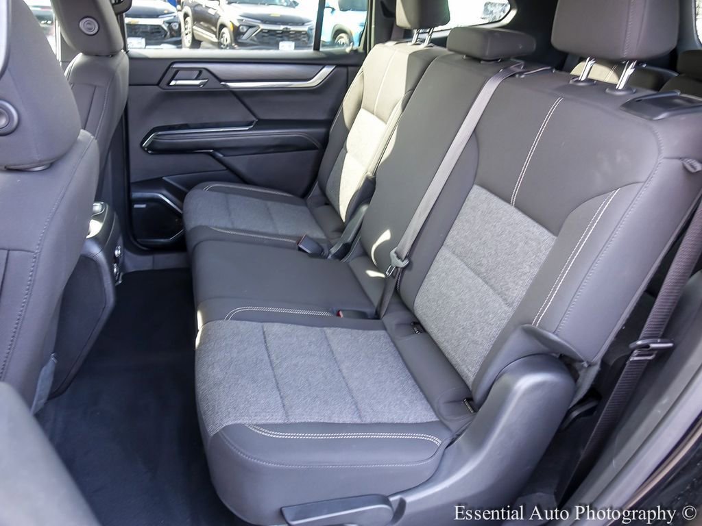 2025 GMC Acadia Elevation - Photo 14