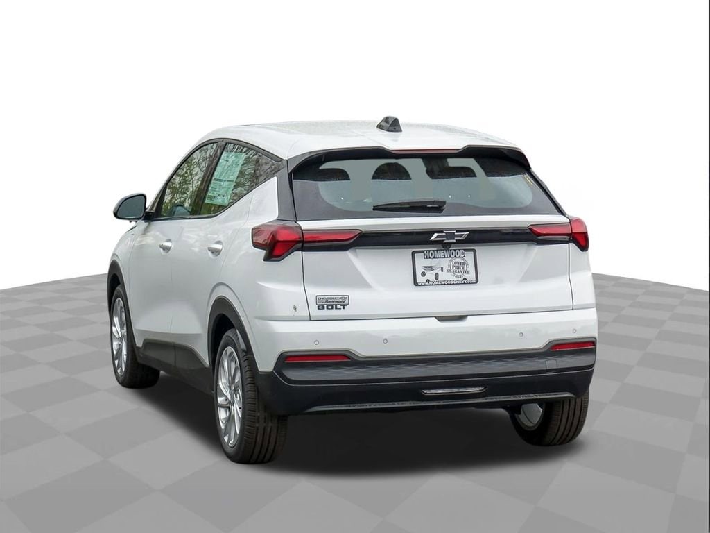 2027 Chevrolet Bolt LT - Photo 7