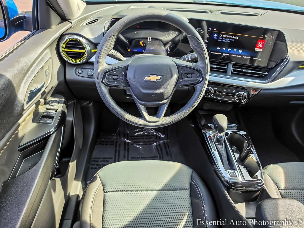 2026 Chevrolet Trax LT - Photo 15