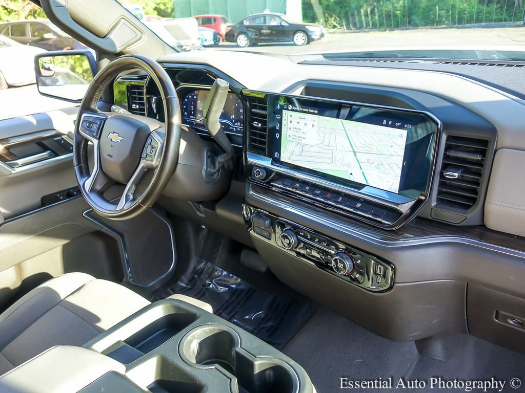 2025 Chevrolet Silverado 1500 LT - Photo 26