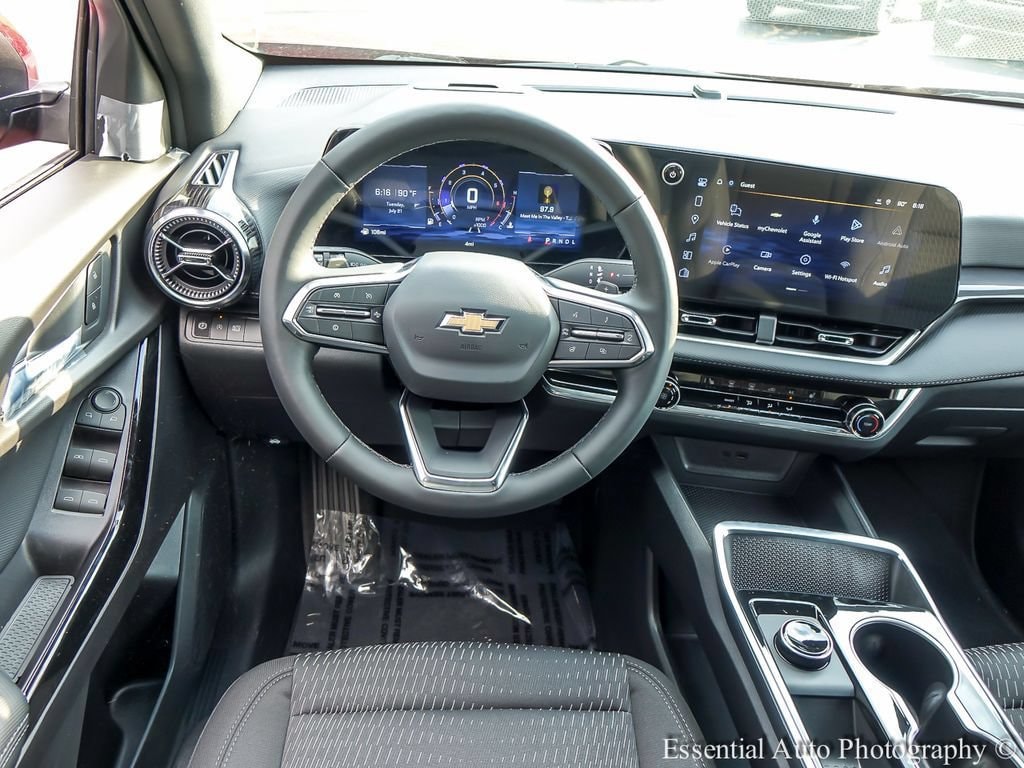2027 Chevrolet Equinox LT - Photo 13