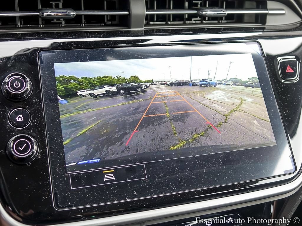 2023 Chevrolet Bolt EUV LT - Photo 17