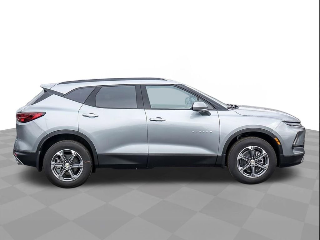 2026 Chevrolet Blazer 2LT - Photo 10