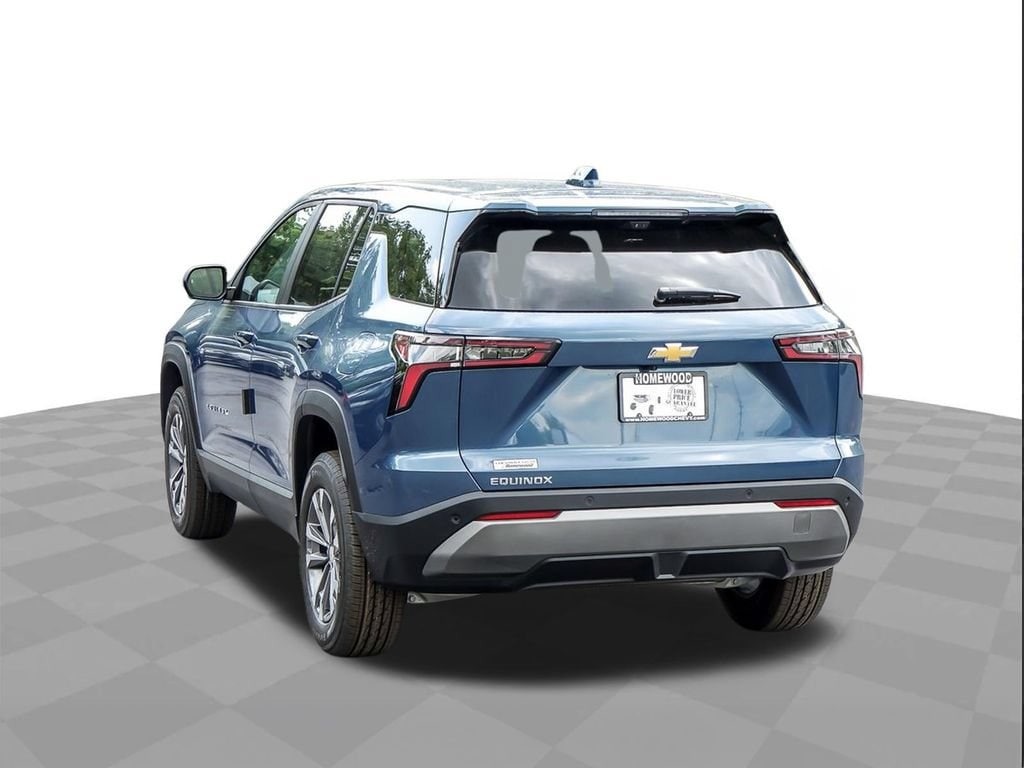 2027 Chevrolet Equinox LT - Photo 7