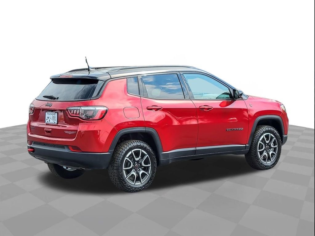 2025 Jeep Compass Trailhawk - Photo 9