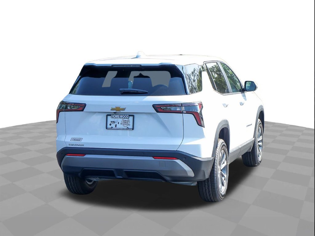 2027 Chevrolet Equinox LT - Photo 8