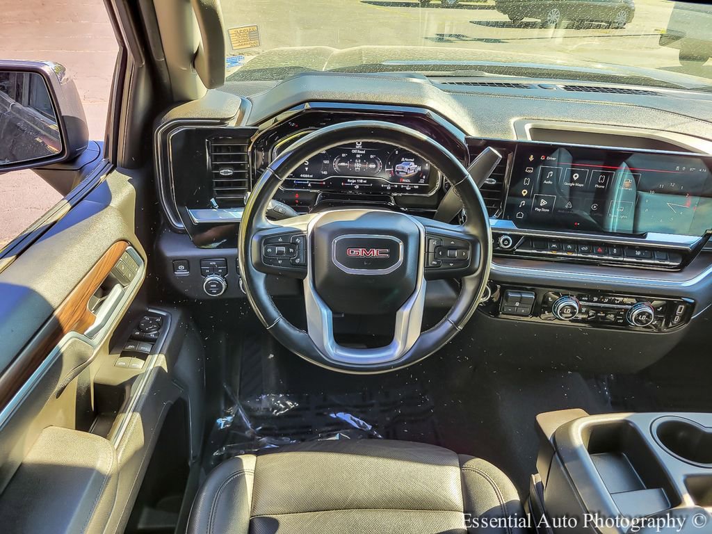 2025 GMC Sierra 1500 SLT - Photo 14