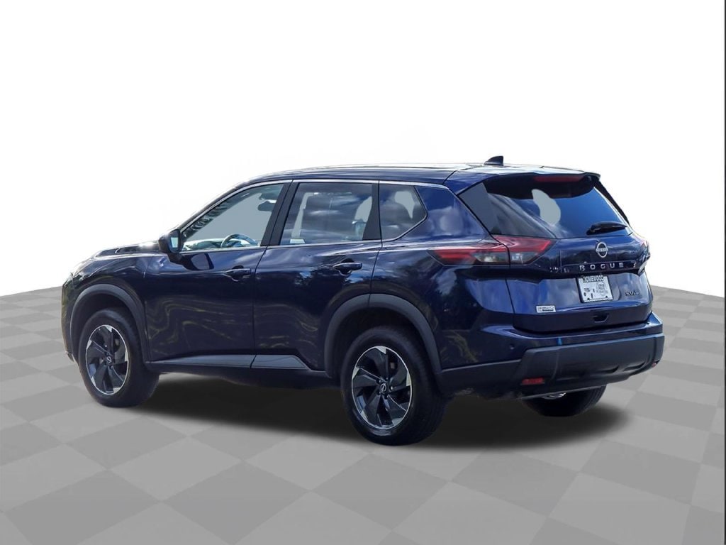 2024 Nissan Rogue SV - Photo 6