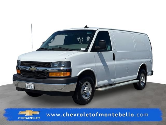 2020 Chevrolet Express 2500 Work Van HD's photo